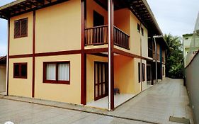 Recanto Canoa Pequena